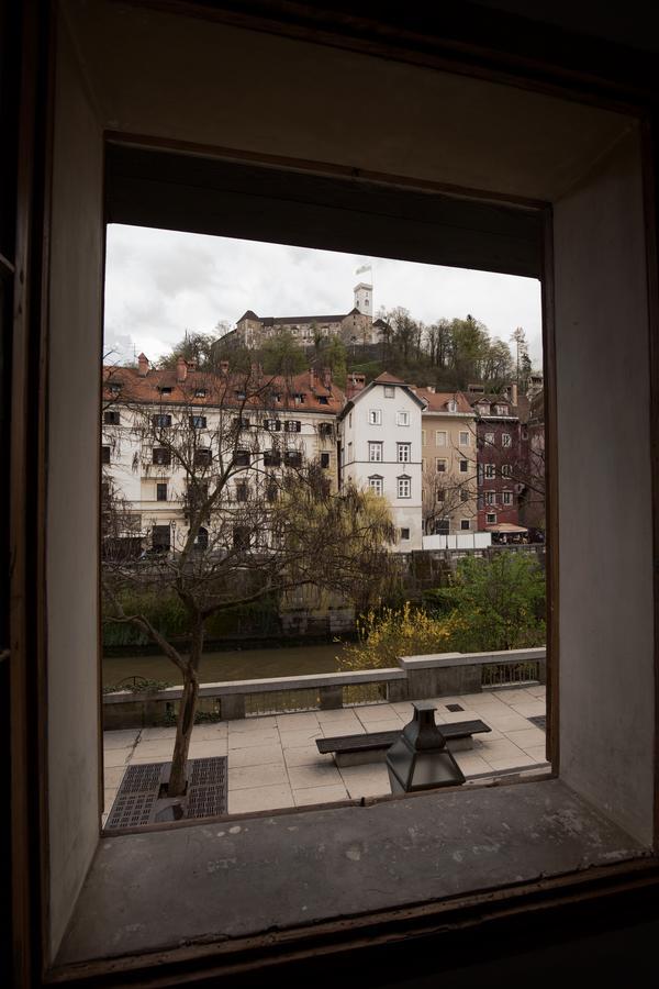 River And Castle View Apartment Rose Tour As Ljubljana Buitenkant foto